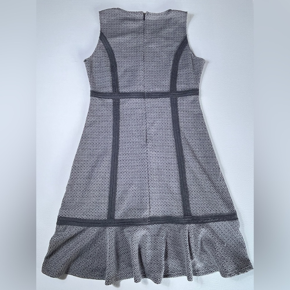 Anthropologie Tabitha Black Grey Textured Stretch Flutter Flounce Dress Size 8 - Picture 3 of 11